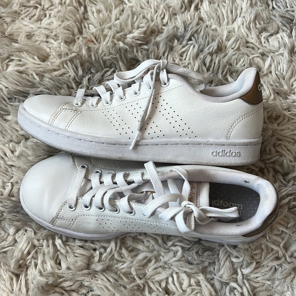 Adidas white gold cloudfoam comfort sneakers sz7.5